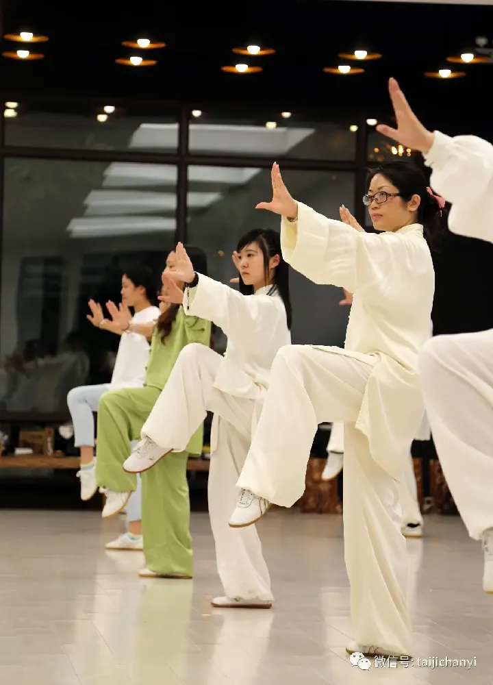20 Facts About Tai Chi: What the Science Really Says