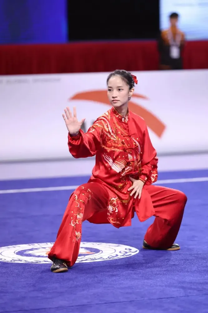 The Comprehensive Guide to 24-Step Simplified Tai Chi: History, Philosophy, and Practice