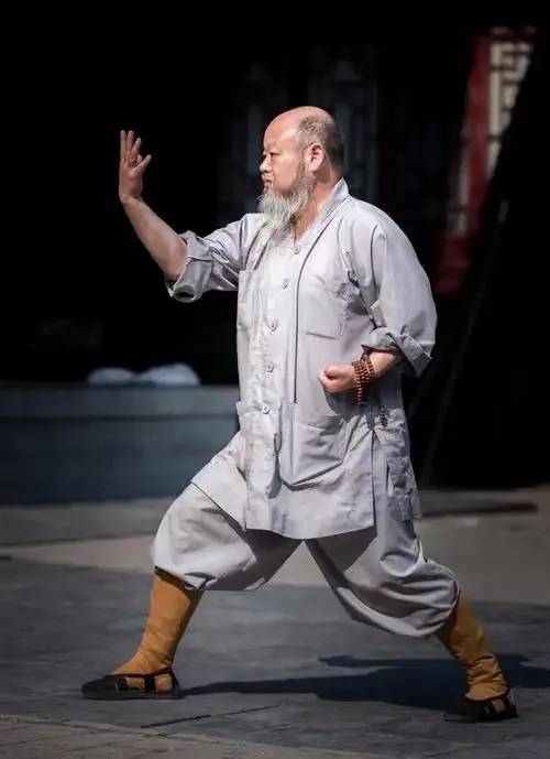 Why Is Shaolin Boxing Known for Its Hard Power — and What Is Shaolin Hard Qigong (Ying Qigong)?