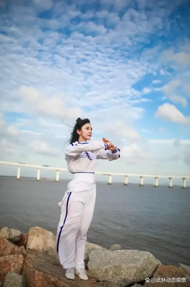 Tai Chi for Women: The Ultimate Guide to Benefits and Getting Started