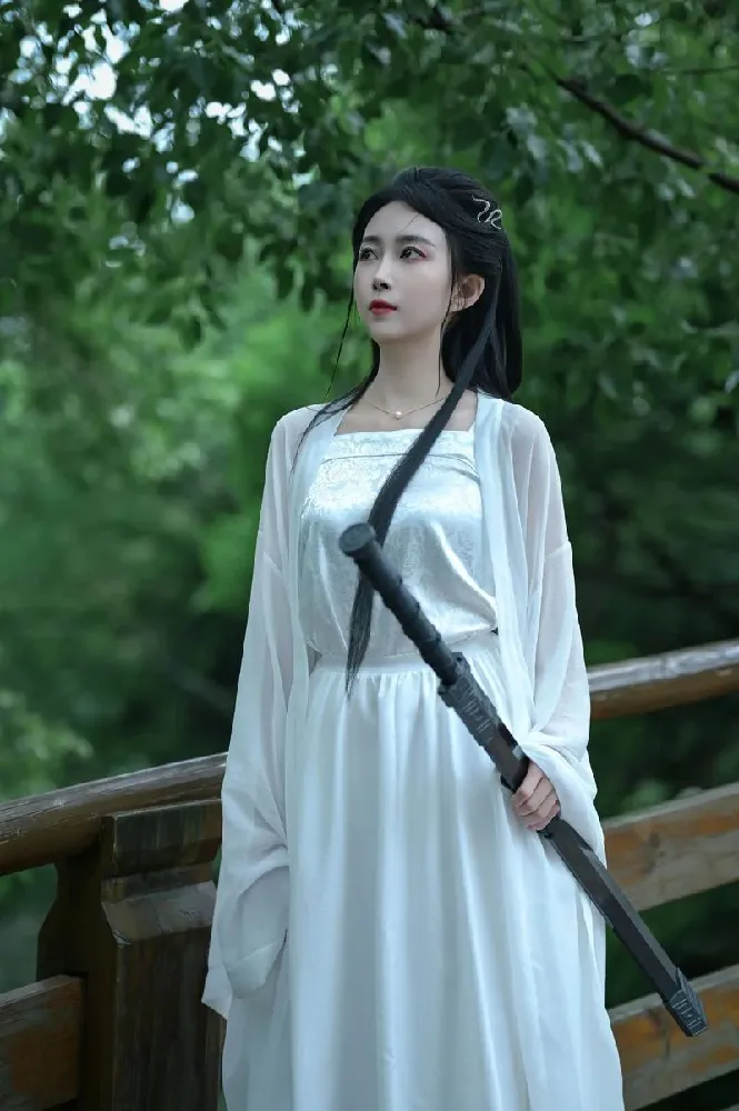 The 5 Secrets to Mastering Tai Chi: How to Move with Power and Ease