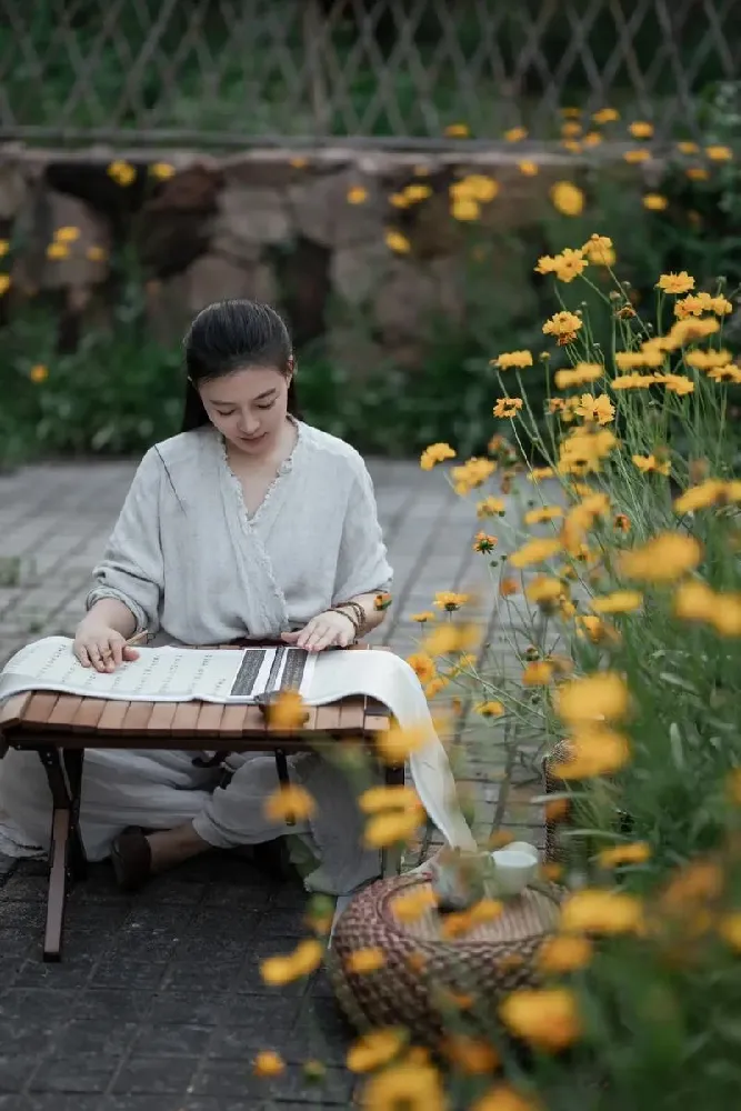 The 5 Secrets to Mastering Tai Chi: How to Move with Power and Ease